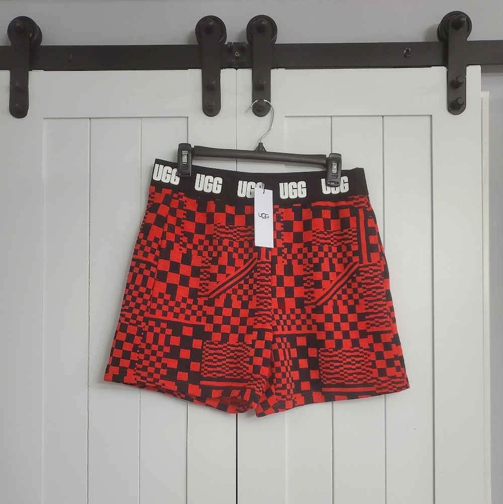 UGG Women's Chrissy Short Checks Black and Red. NEW!